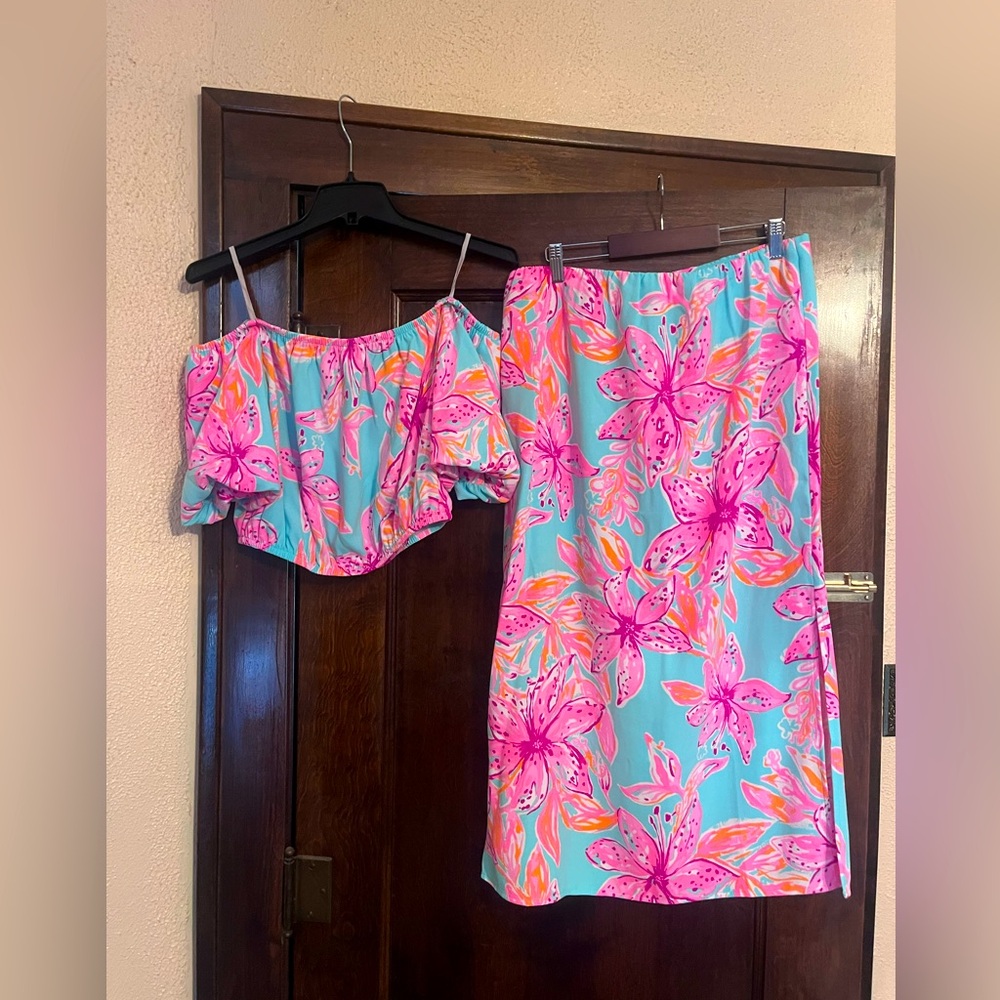 NWT esmeray Set